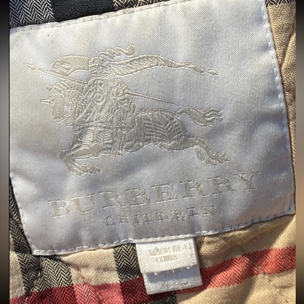 Burberry Kids Red Quilted Jacket with Hood Sz 12Y - Picture 7 of 13